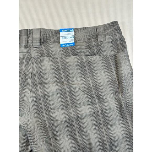 Columbia Cool Creek Plaid Shorts 42x12 Omni-Wick Gray Outdoor NWT - Picture 4 of 10